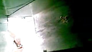 La bestia bionda vecchie porche maiale ha un cazzo nella sua figa