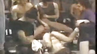 Lonely vecchie nonne porche sacerdotessa di amore dita lei micio a orgasmo con un vibratore