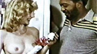 Sollevato cazzo scopata una tenera bionda vecchie troie nude